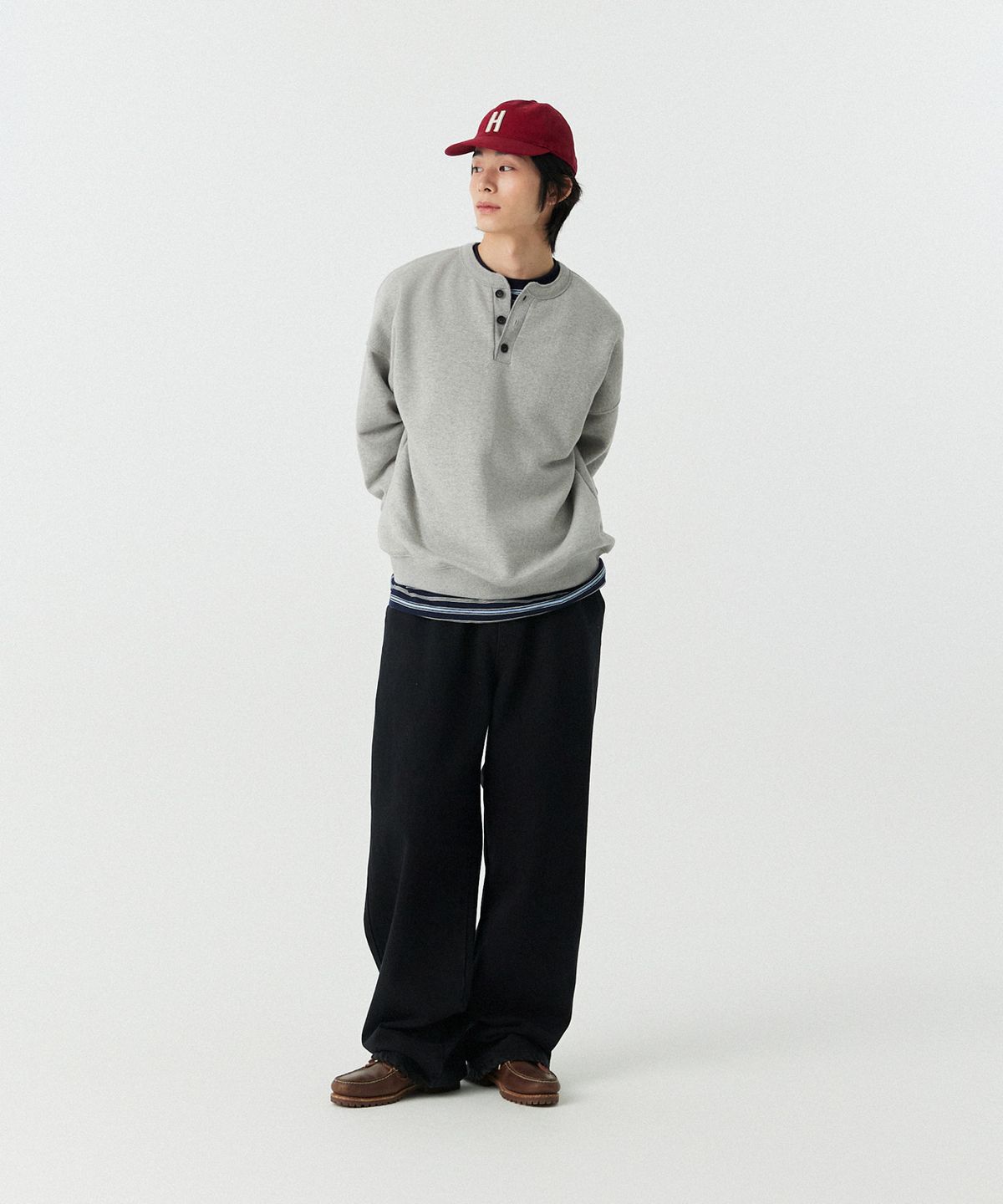 스탠즈(STENDS) [M~4XL] 헨리넥 세미오버 맨투맨_멜란지 그레이
