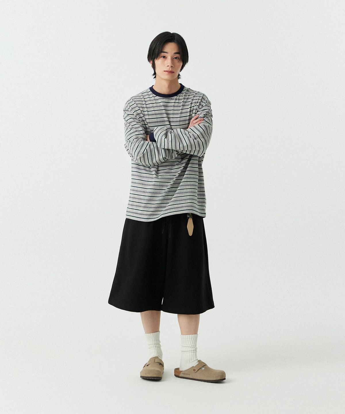 스탠즈(STENDS) [M~4XL] 멀티 스트라이프 롱슬리브 티셔츠_그레이