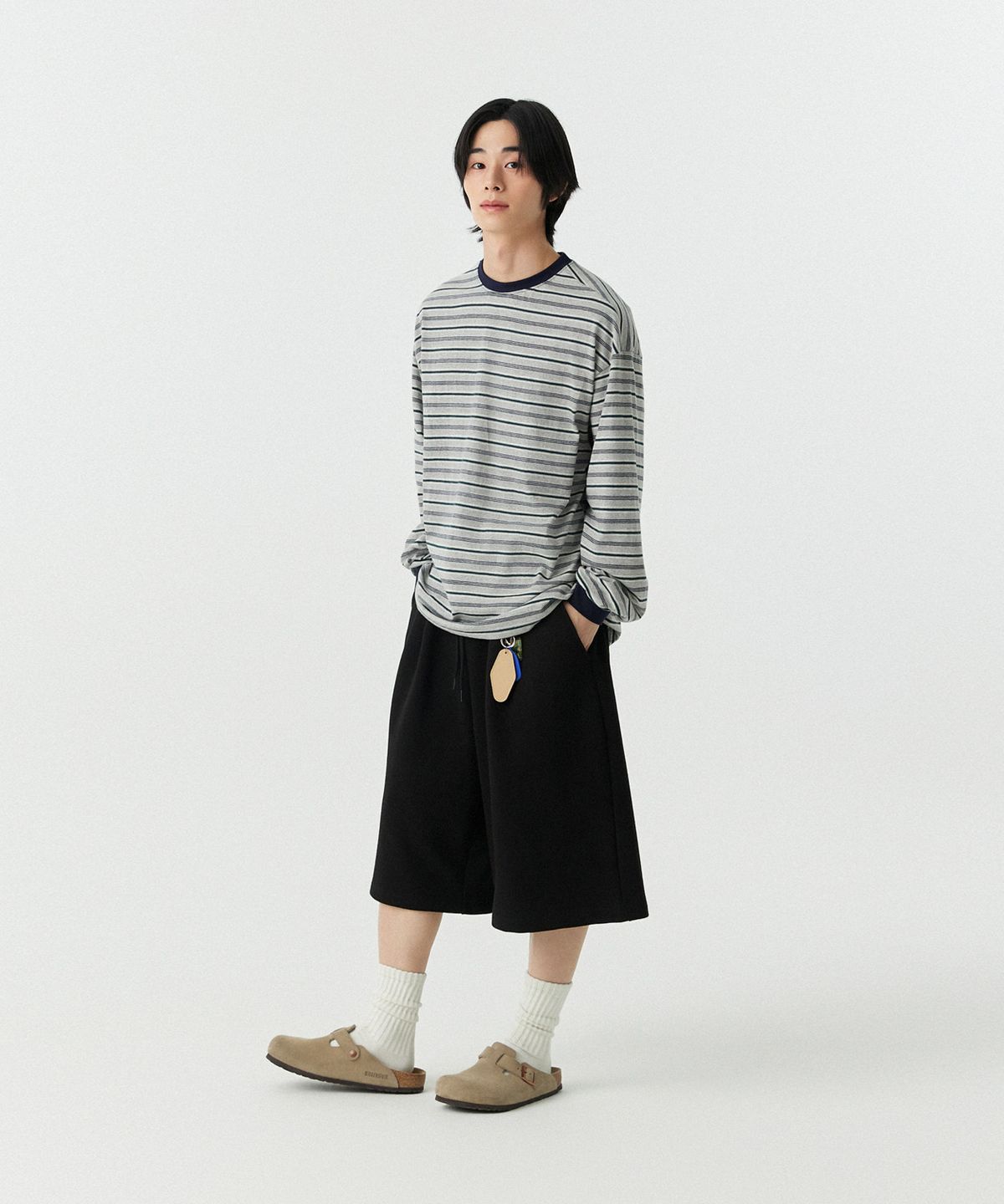 스탠즈(STENDS) [M~4XL] 멀티 스트라이프 롱슬리브 티셔츠_그레이