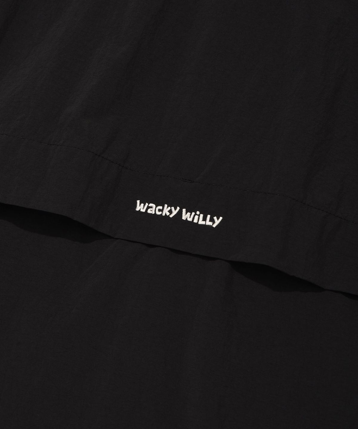 와키윌리(WACKY WILLY) 하프 슬리브 아노락 점퍼 블랙