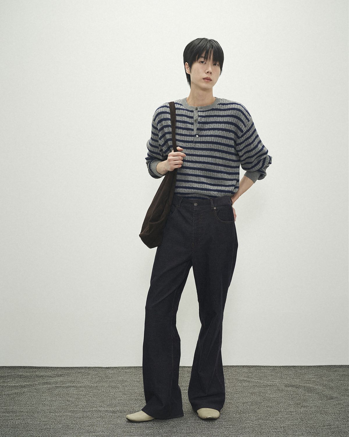 포커페이스(POKERFACE) CABLE STRIPE HENLEY NECK KNIT GREY