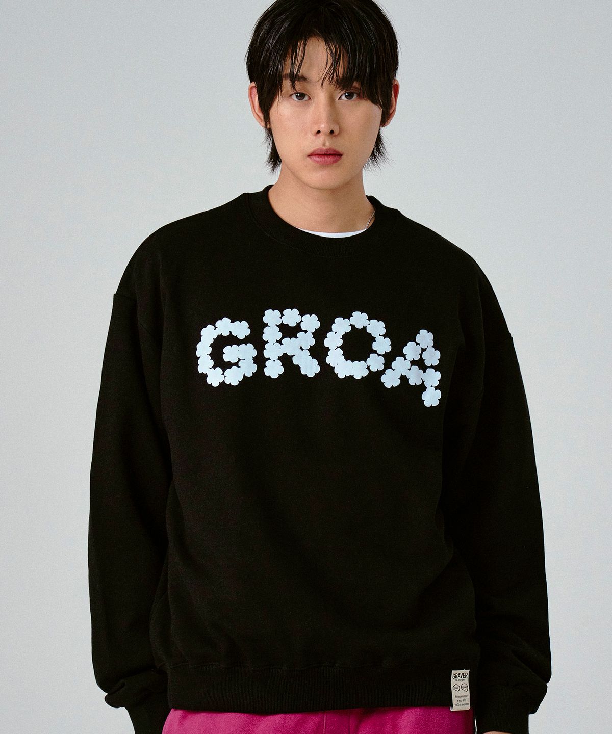 그레이버(GRAVER) [UNISEX]GROA 플라워 로고 맨투맨_2color
