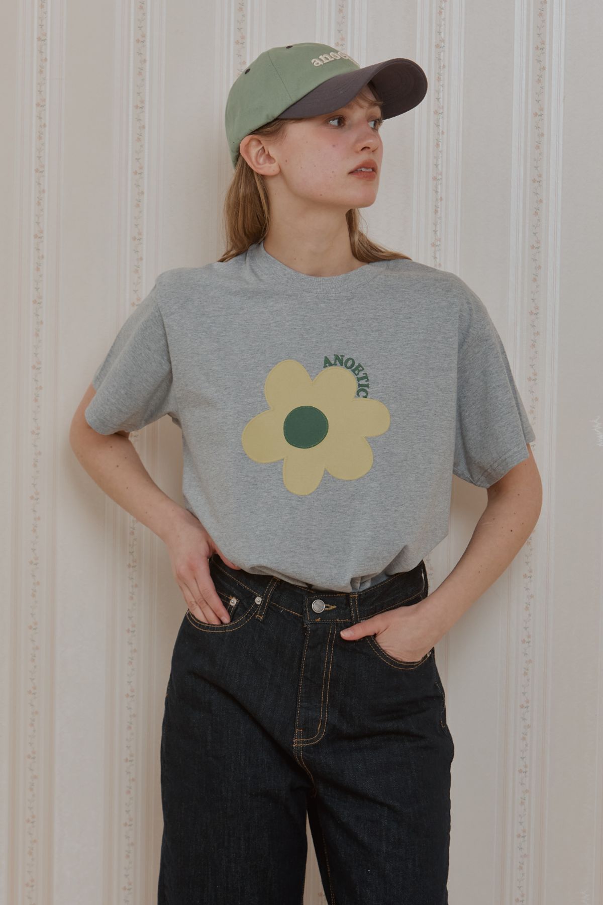 아노에틱(ANOETIC) ANC FLOWER PIECE T-SHIRT_GREY