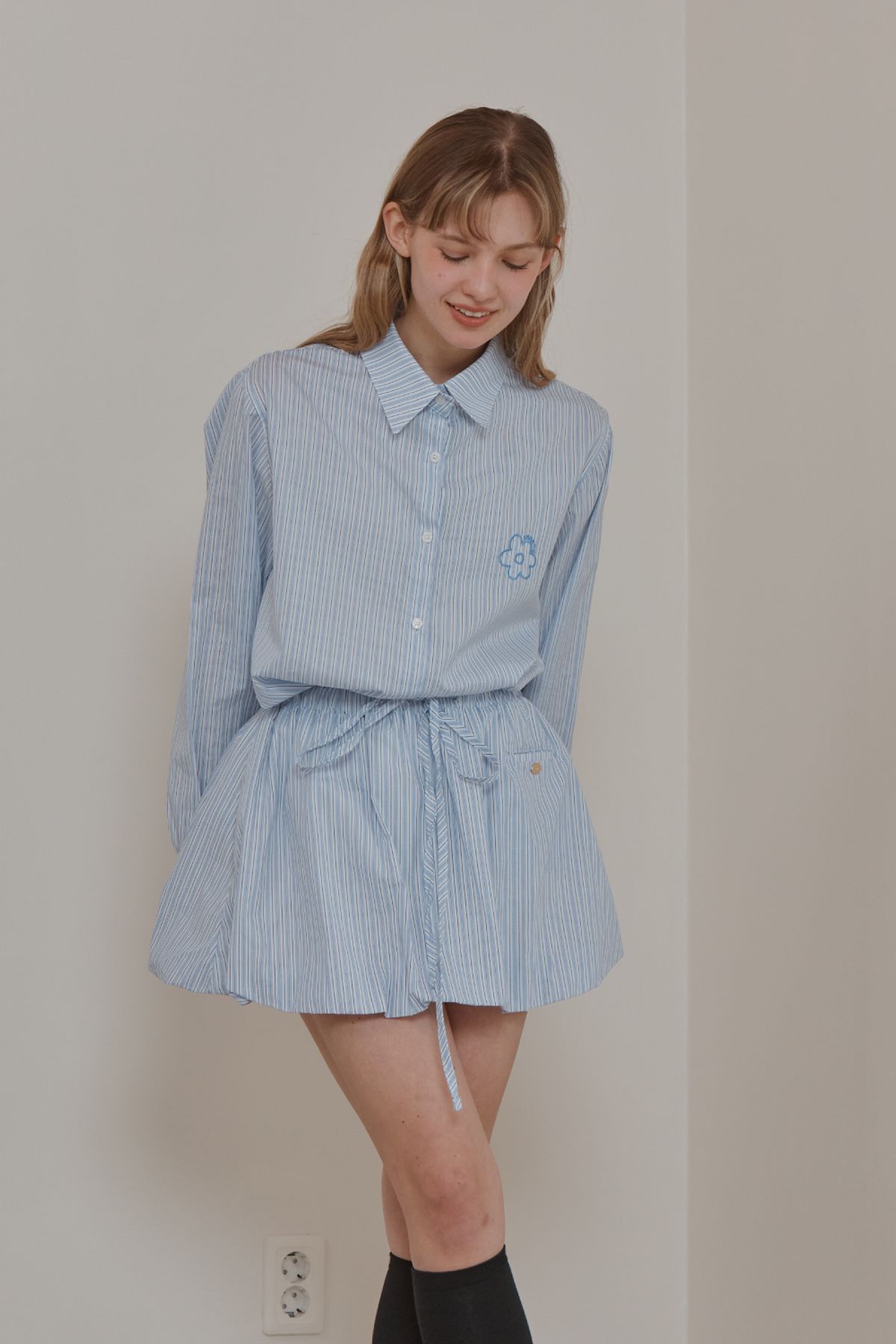 아노에틱(ANOETIC) STRIPE BALLOON SKIRT_BLUE