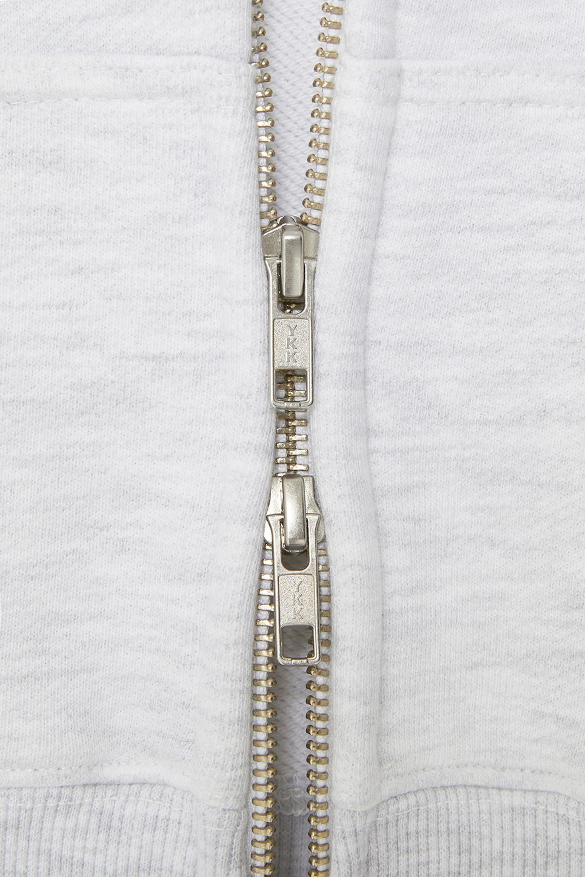 비바스튜디오(VIVASTUDIO) WOMAN LOGO HOODIE ZIP-UP [LIGHT GRAY]