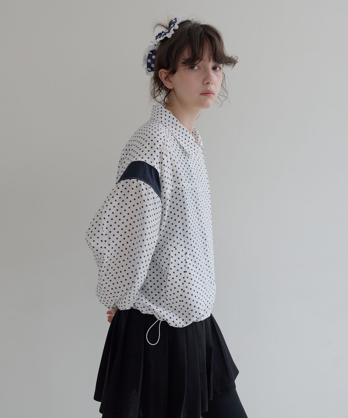 펀프롬펀(FUNFROMFUN) Dotted Blouson Jumper (White)