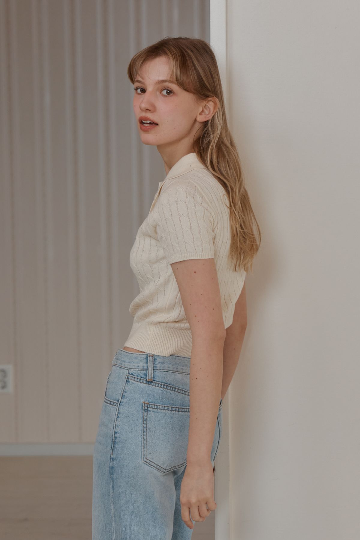 아노에틱(ANOETIC) ANC CABLE COLLAR KNIT_IVORY