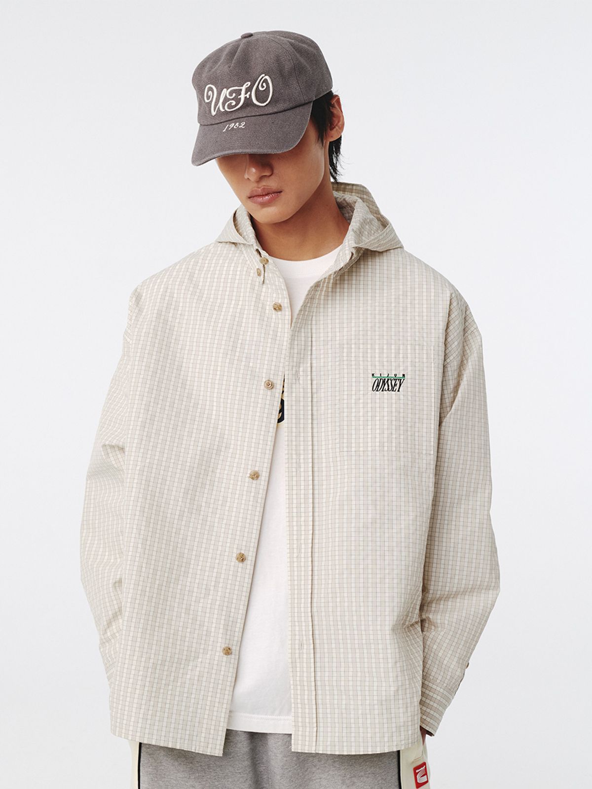 기준 맨(KIJUN MEN) Check Hoodie Shirt Ivory