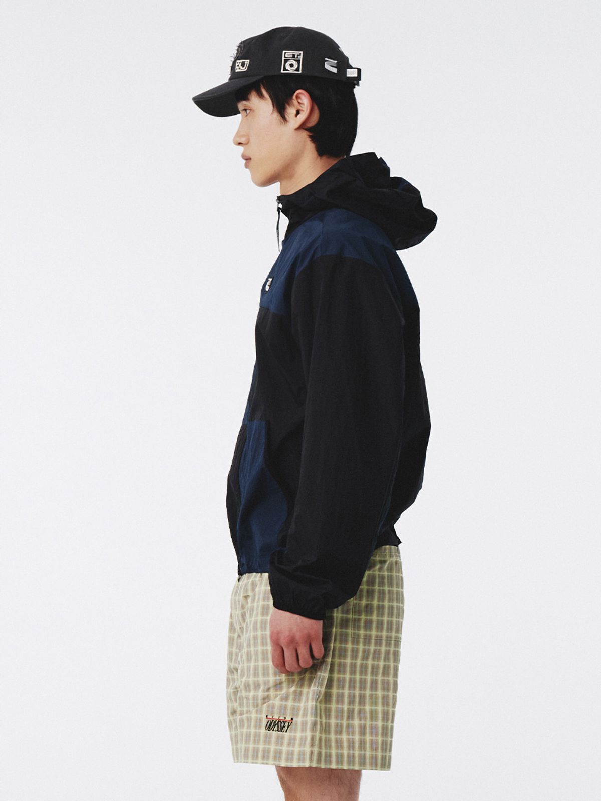 기준 맨(KIJUN MEN) Paneled Windbreaker Navy Black