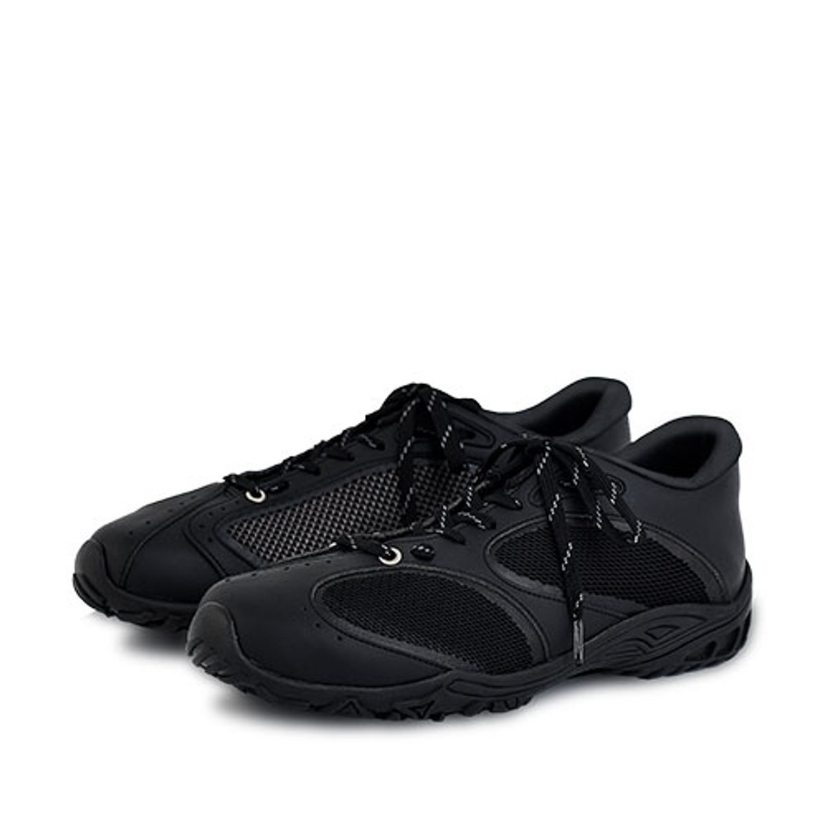 네거티브쓰리(NEGATIVETHREE) Asymmetry No.2 Sneakers_Black