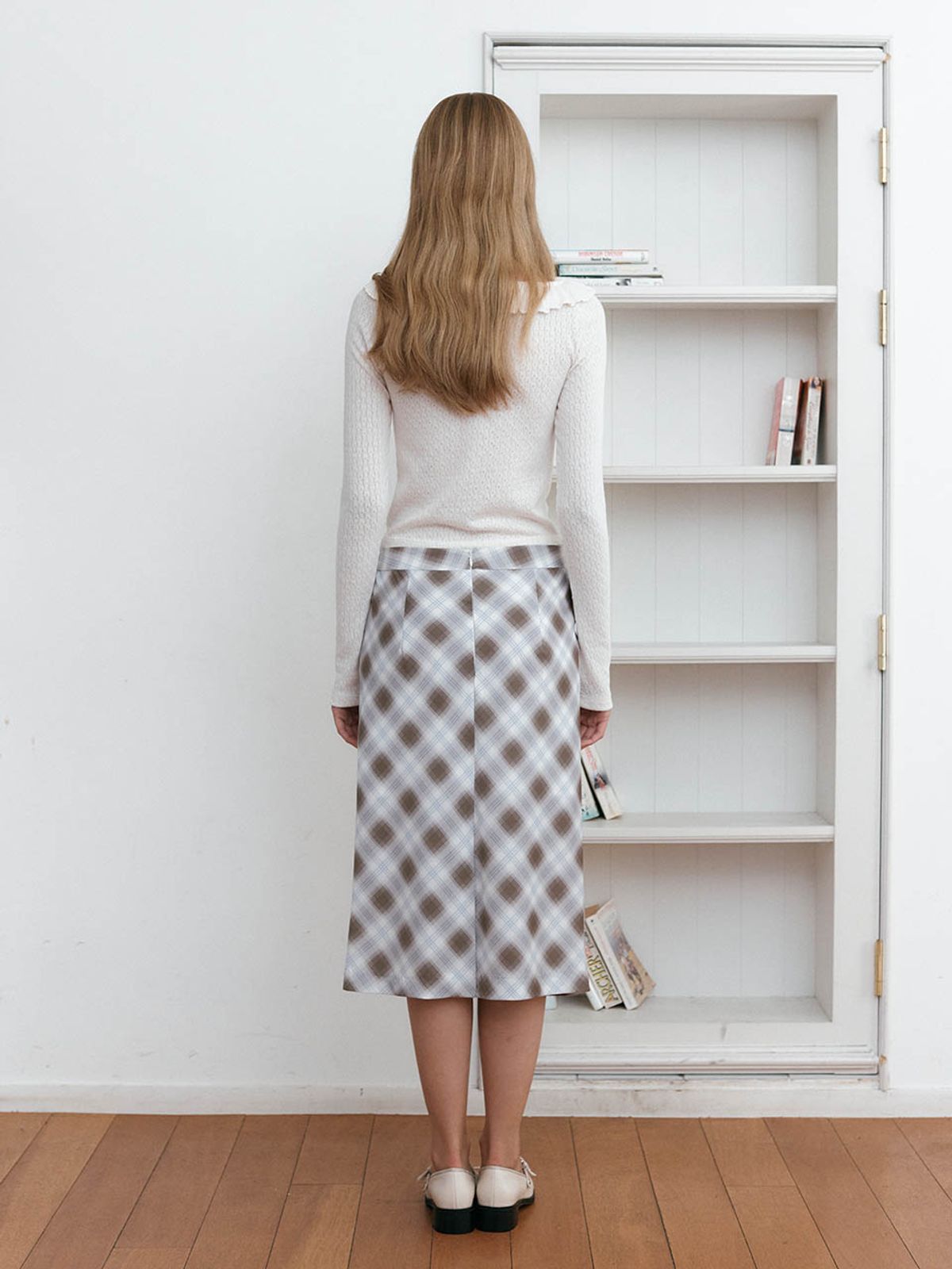 아수라(ASURA) CHECK BIAS SKIRT (BEIGE)
