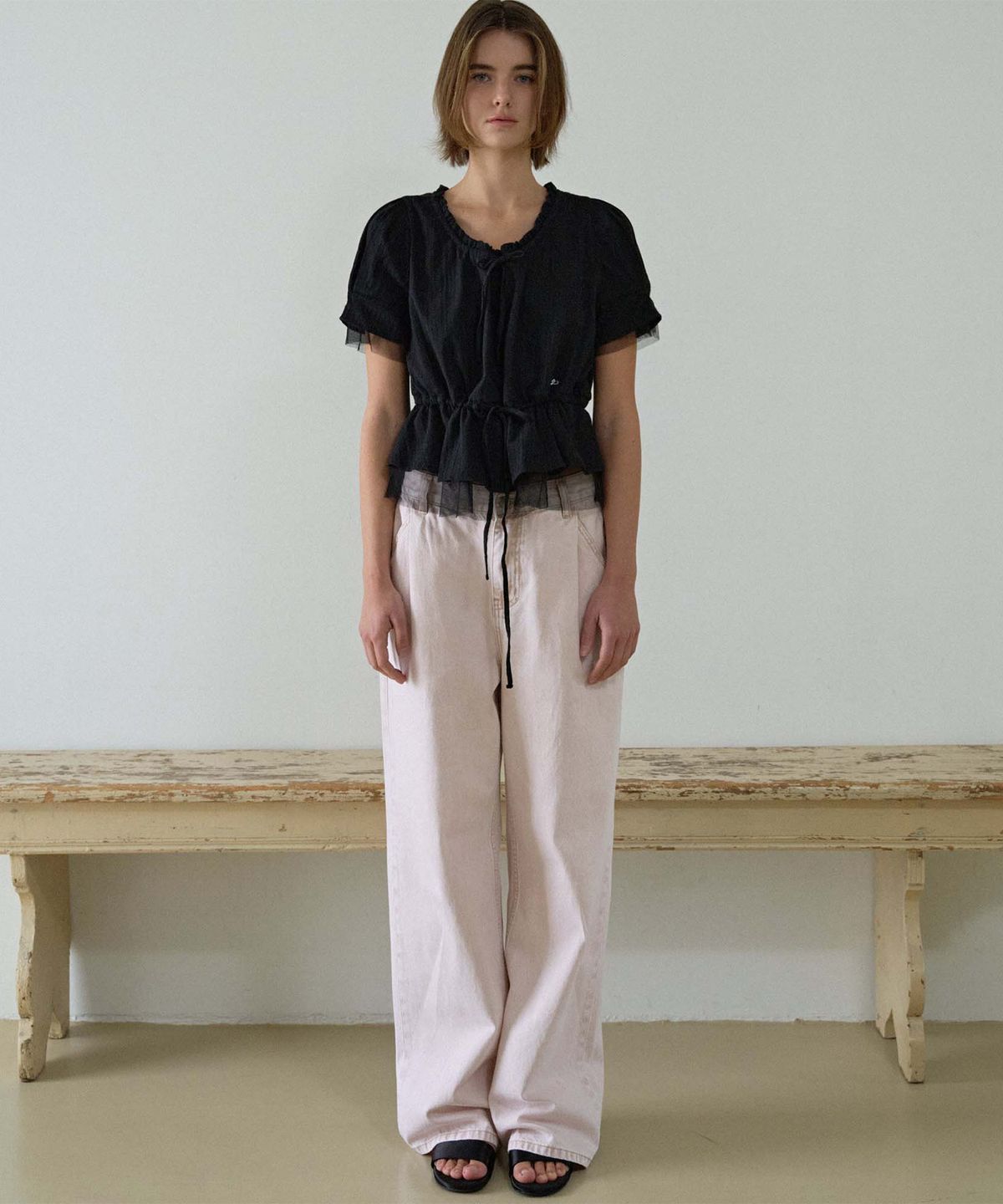하우스 오브 폰드(HOUSE OF POND) Sheer Layered String Half Blouse_Black