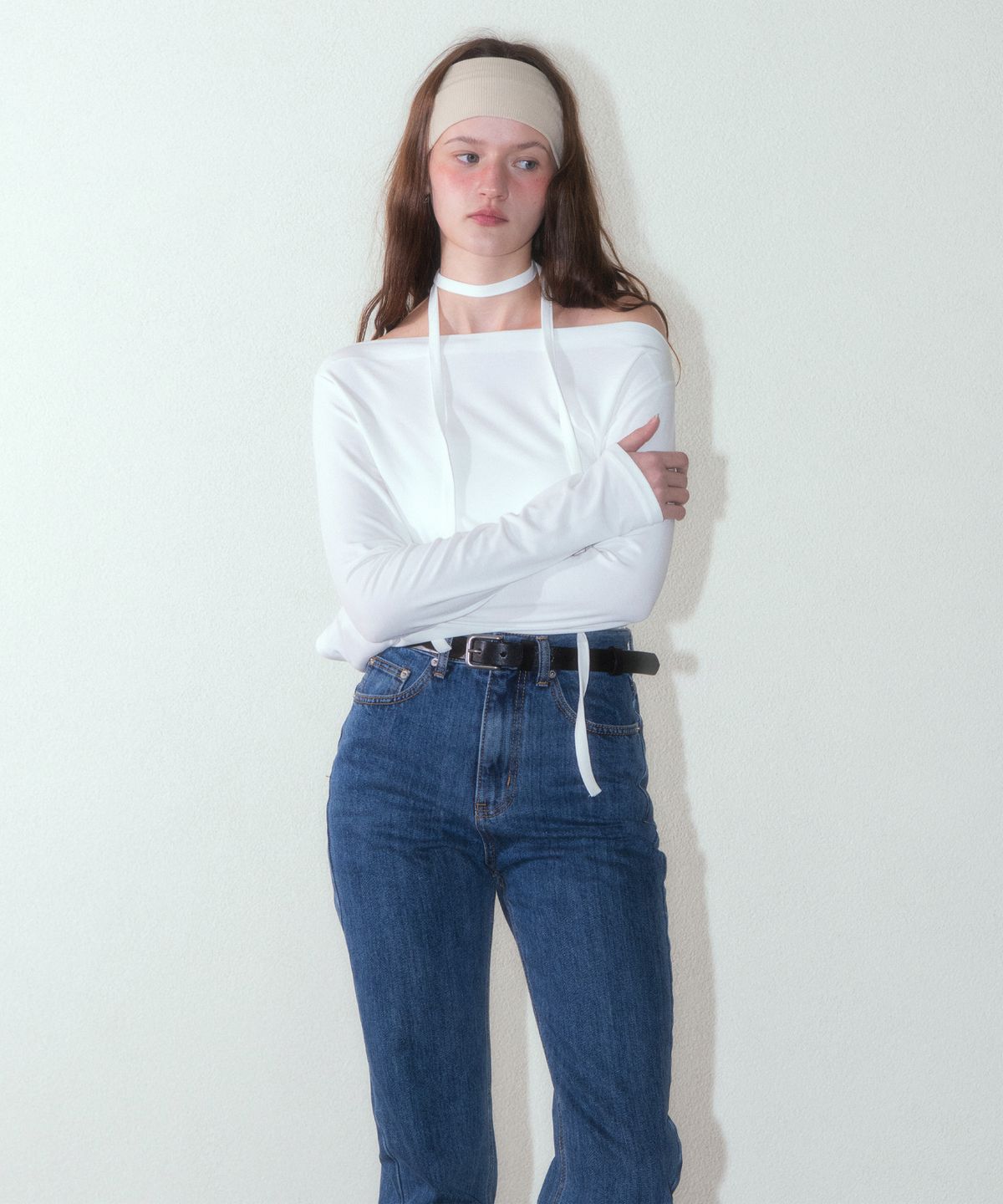 하우스 오브 폰드(HOUSE OF POND) Silky Boat-Neck Strap T Shirt_Ivory
