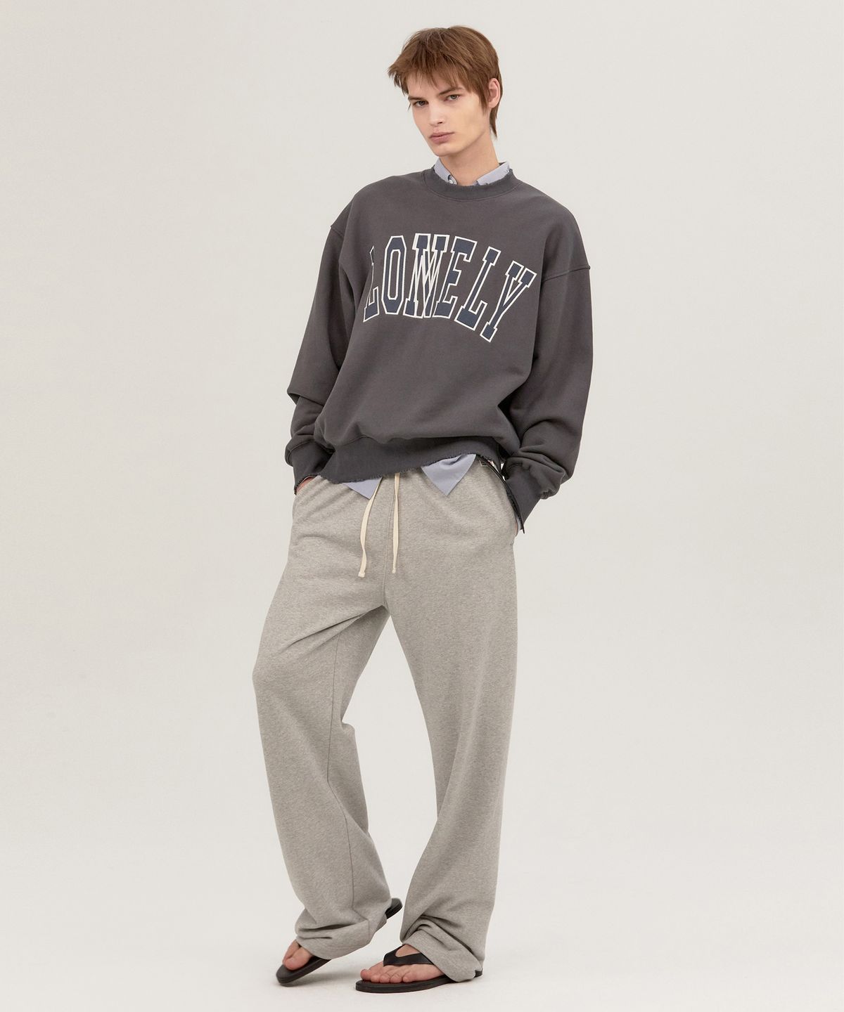 노앙(NOHANT) LONELY/LOVELY DAMAGE SWEATSHIRT CHARCOAL