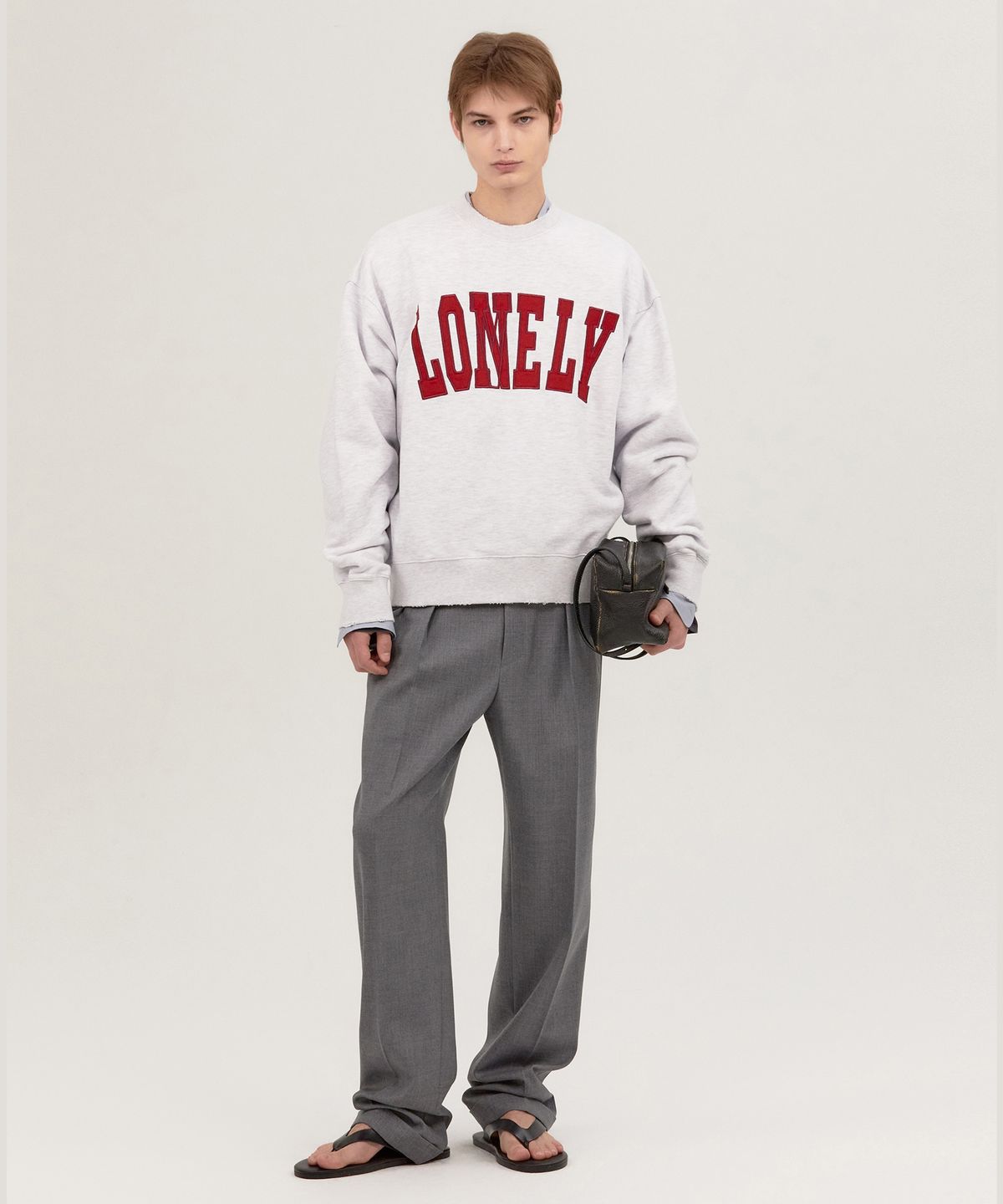 노앙(NOHANT) LONELY/LOVELY DAMAGE SWEATSHIRT ASH GRAY