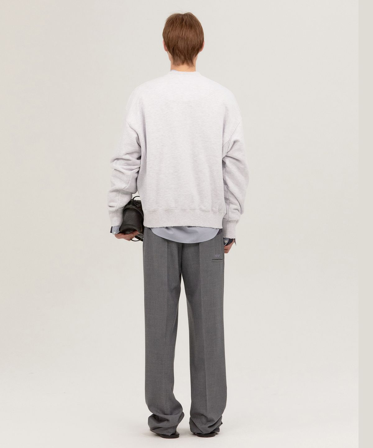노앙(NOHANT) LONELY/LOVELY DAMAGE SWEATSHIRT ASH GRAY