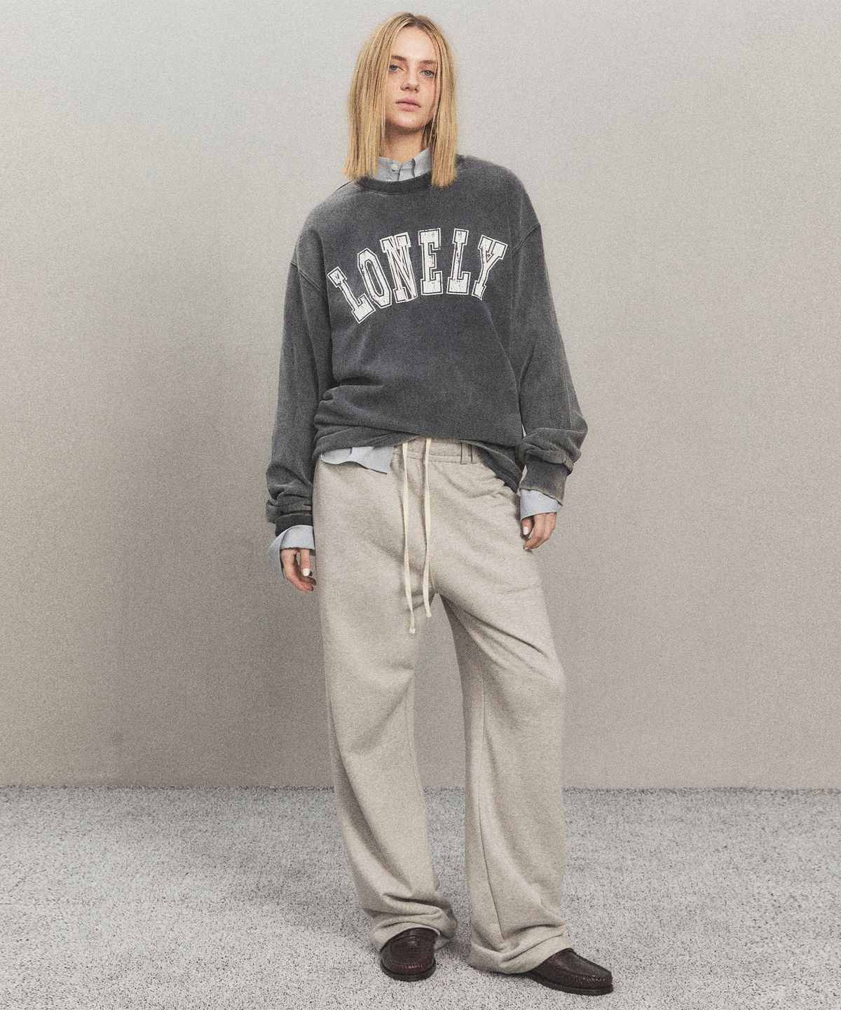 노앙(NOHANT) LONELY/LOVELY SALT WASHING LONG SLEEVE T-SHIRT CHARCOAL