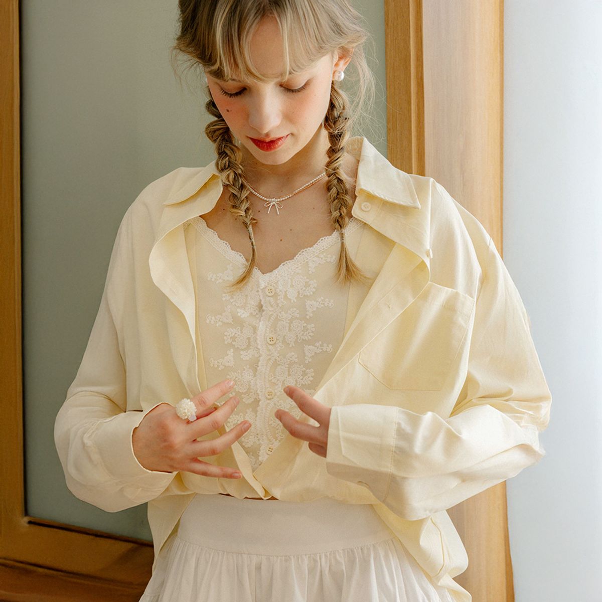 던드롭(DUNDROP) DD_Lace lined shirt_YELLOW