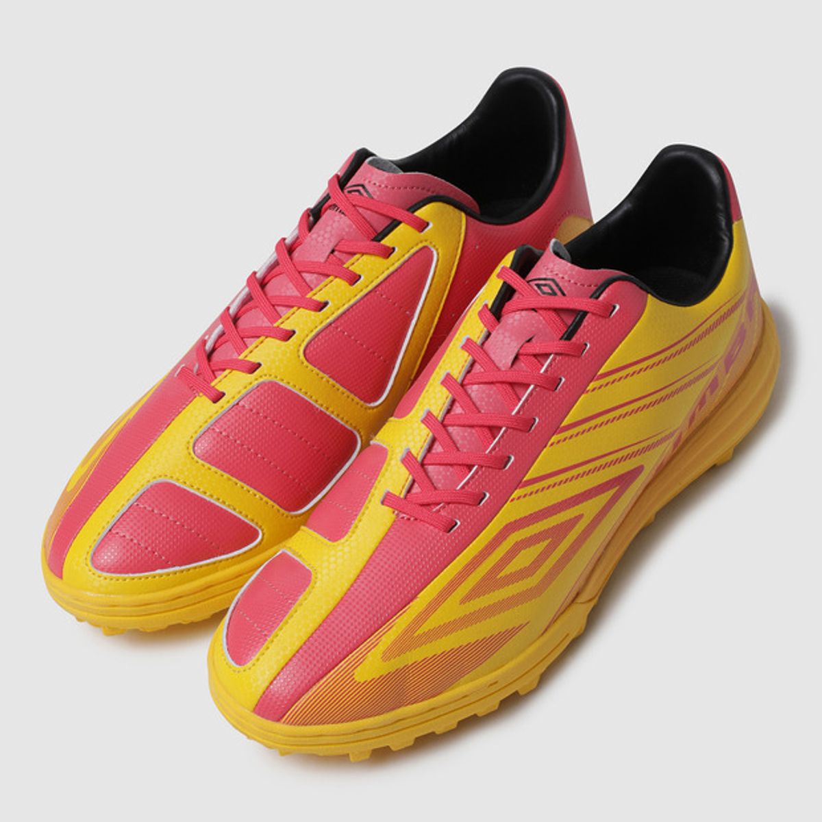 엄브로(UMBRO) CRACK LITE (크랙 라이트) 옐로우(UQ123STF21)