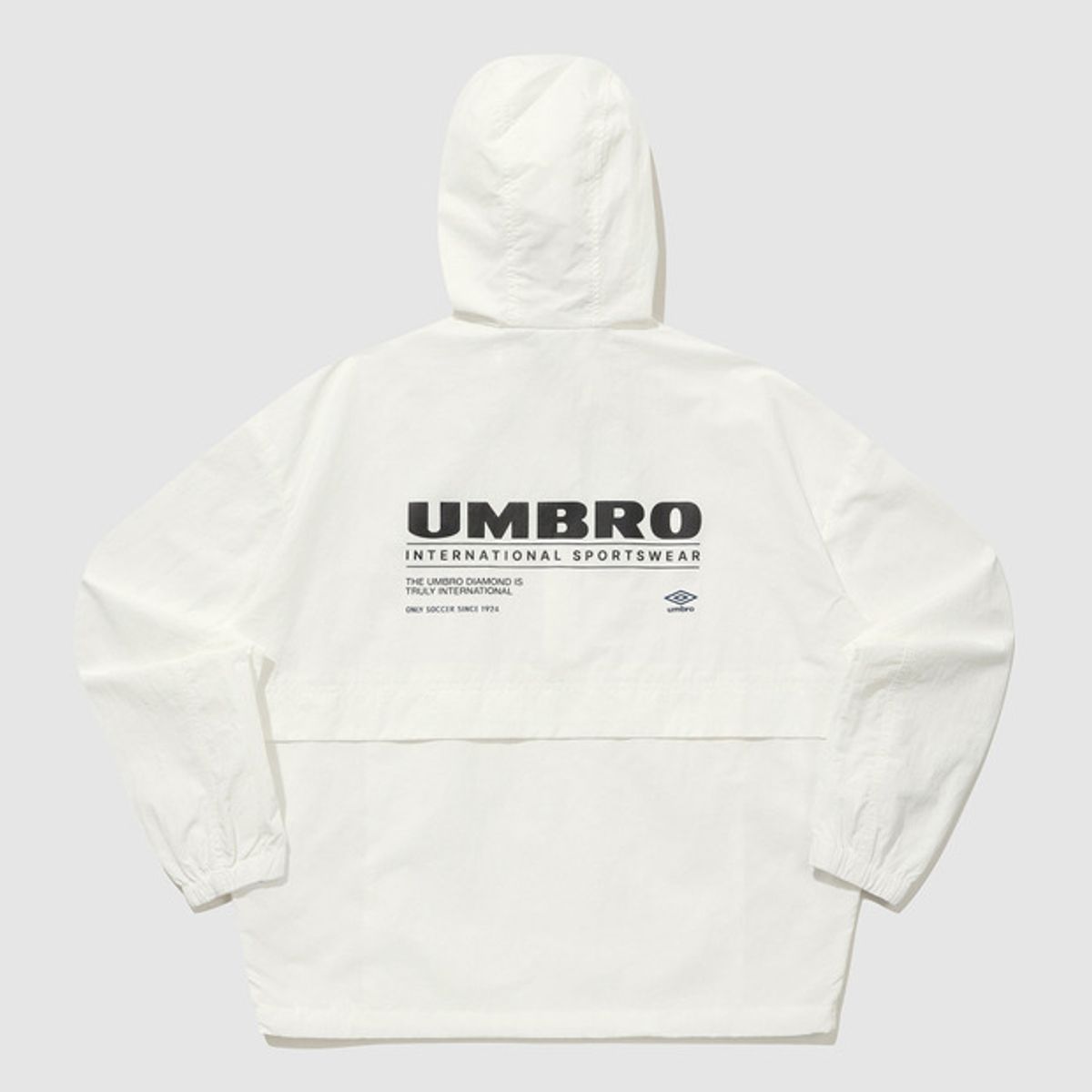 엄브로(UMBRO) 클래식 긴팔 후드형 아노락 아이보리(UQ221CWT41)