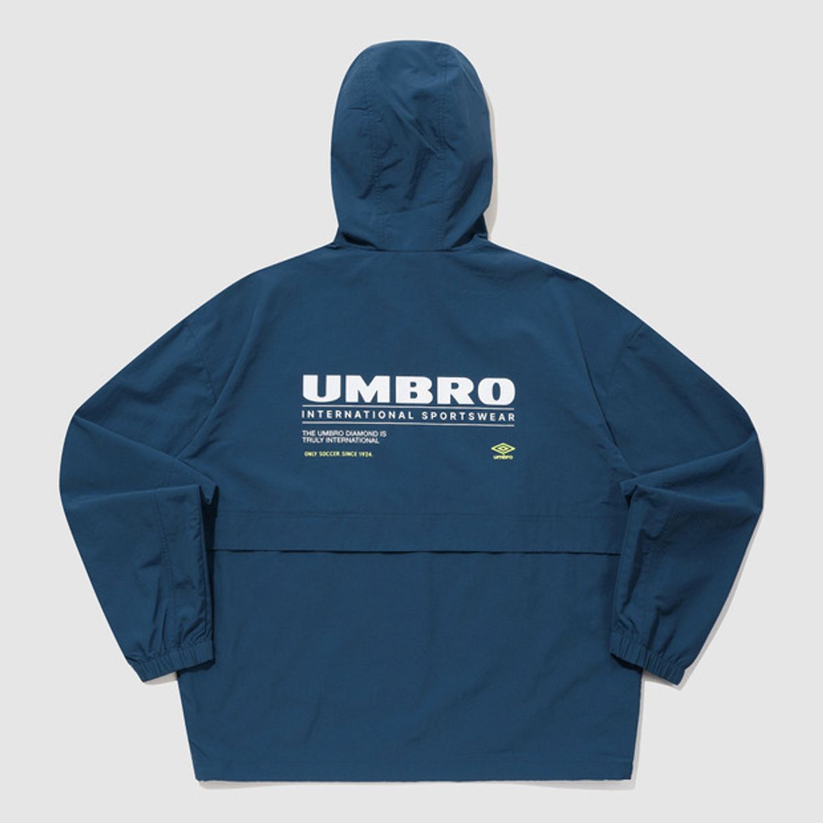 엄브로(UMBRO) 클래식 긴팔 후드형 아노락 블루(UQ221CWT41)