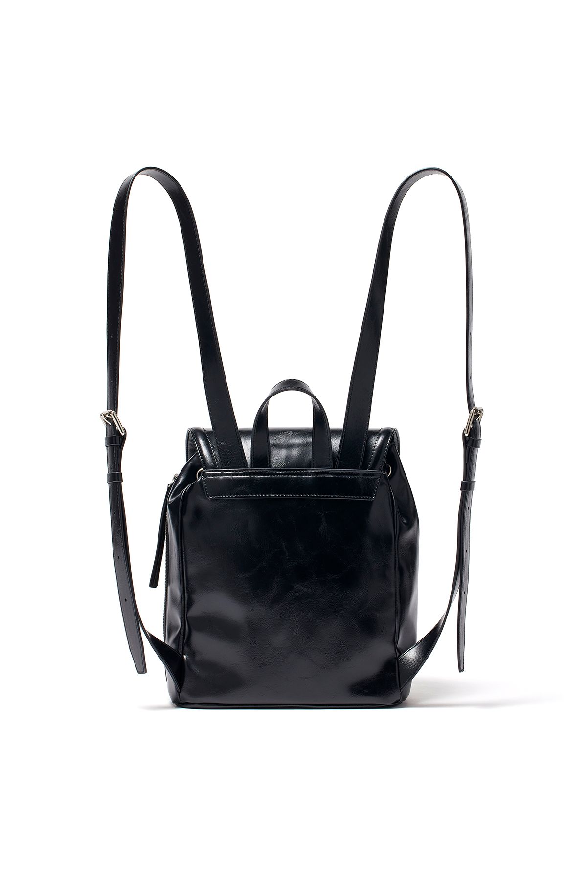 MUSINSA公式 | MATIN KIM BUCKLE DETAIL BACK PACK IN BLACK