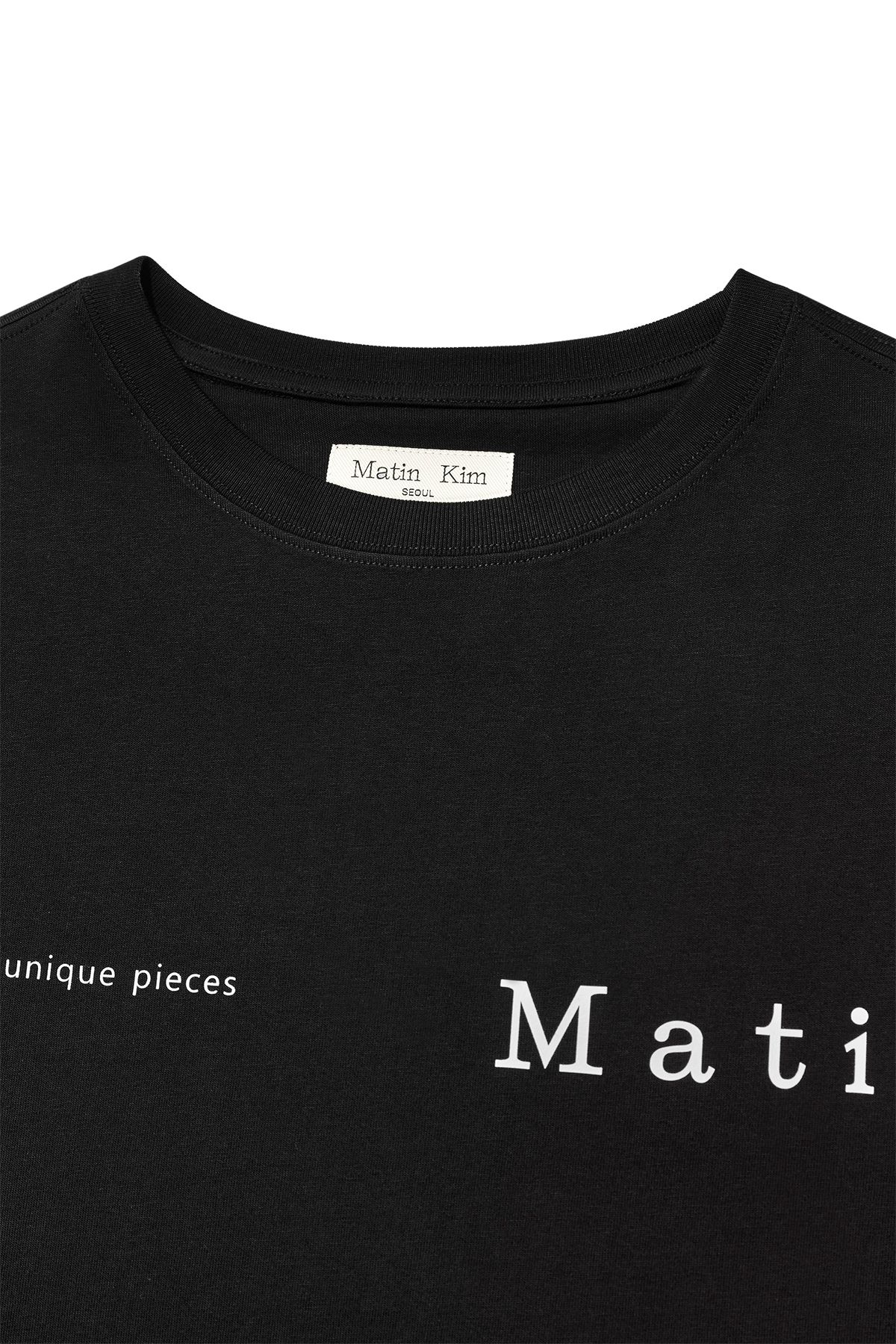 ★Matin Kim★HALF TEXT LOGO TOP FOR WOMEN★大人気★ MUSINSA公式 | MATIN KIM HALF TEXT LOGO TOP FOR WOMEN IN WHITE