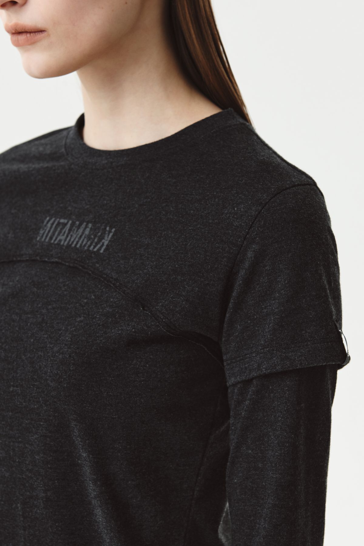 MUSINSA公式 | MATIN KIM [KIMMATIN] LAYERED SLEEVE LOGO TOP
