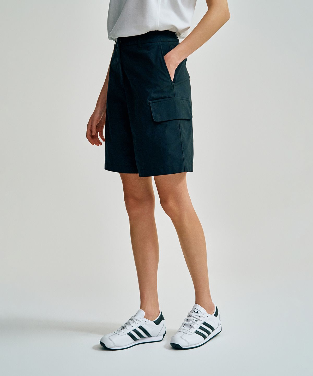 세르지오 타키니(SERGIO TACCHINI) W 코튼라이크 우븐 버뮤다 팬츠 (Black)