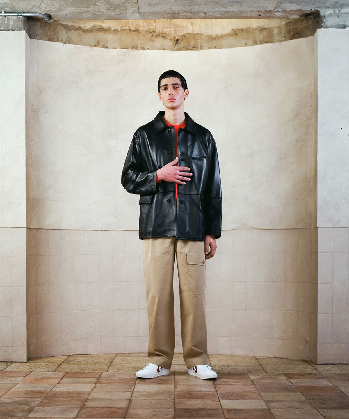 셔터(SHIRTER) DOUBLE PLEATS BIG POCKET PANTS (BEIGE)