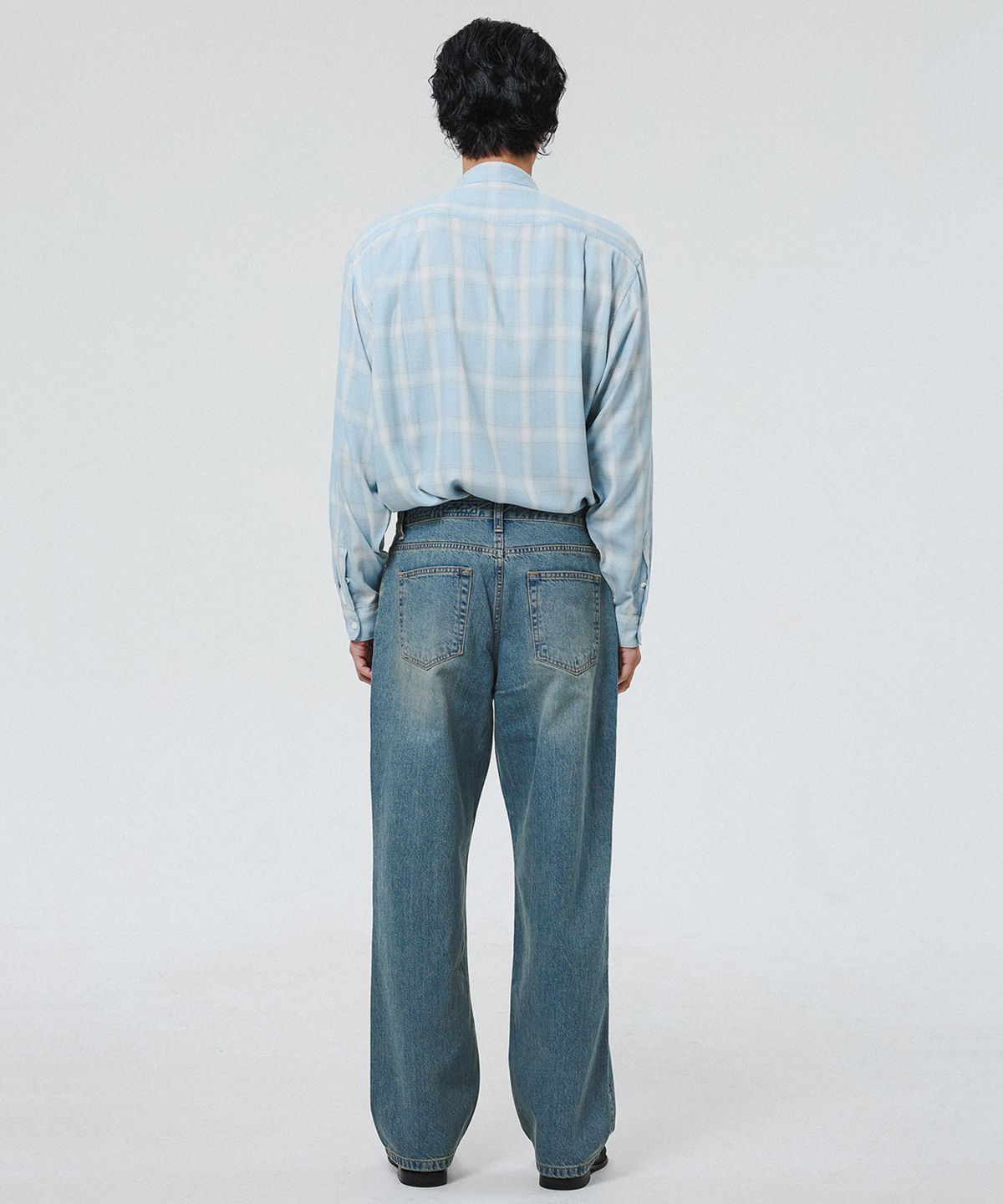 셔터(SHIRTER) SECOND EDITION DENIM PANTS (FADED BLUE)