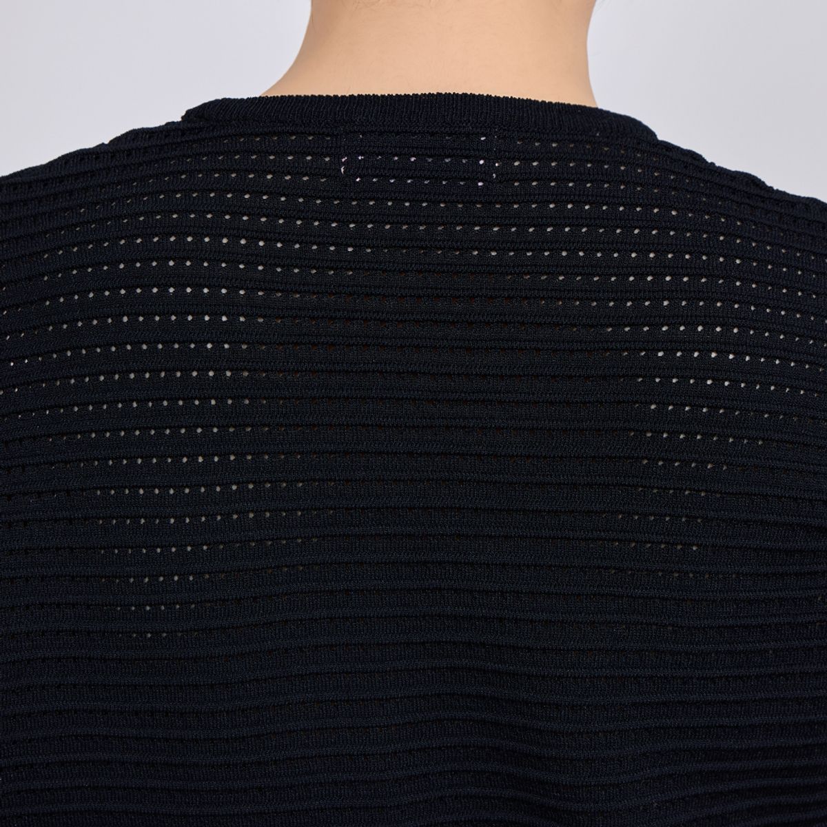 제이제인(J.JANE) 썸머 브이넥 펀칭 가디건 (Black)