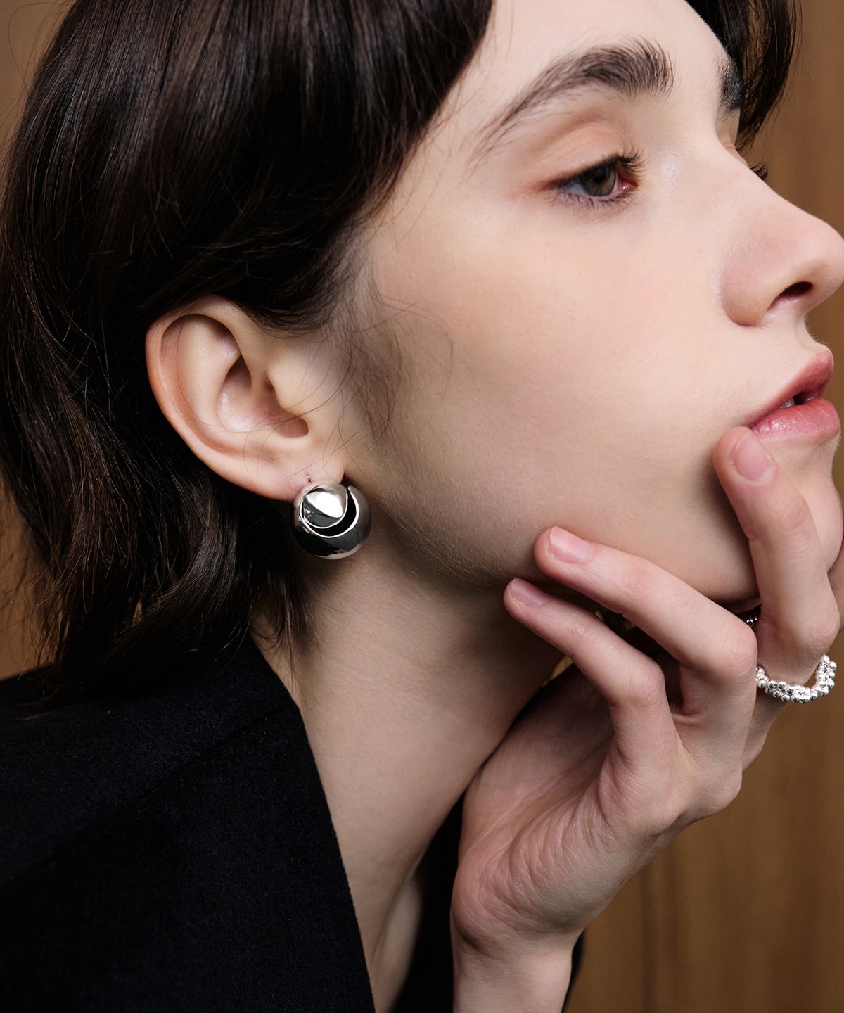 티오유(TOU) NP024 Artistic Big Ball Earrings