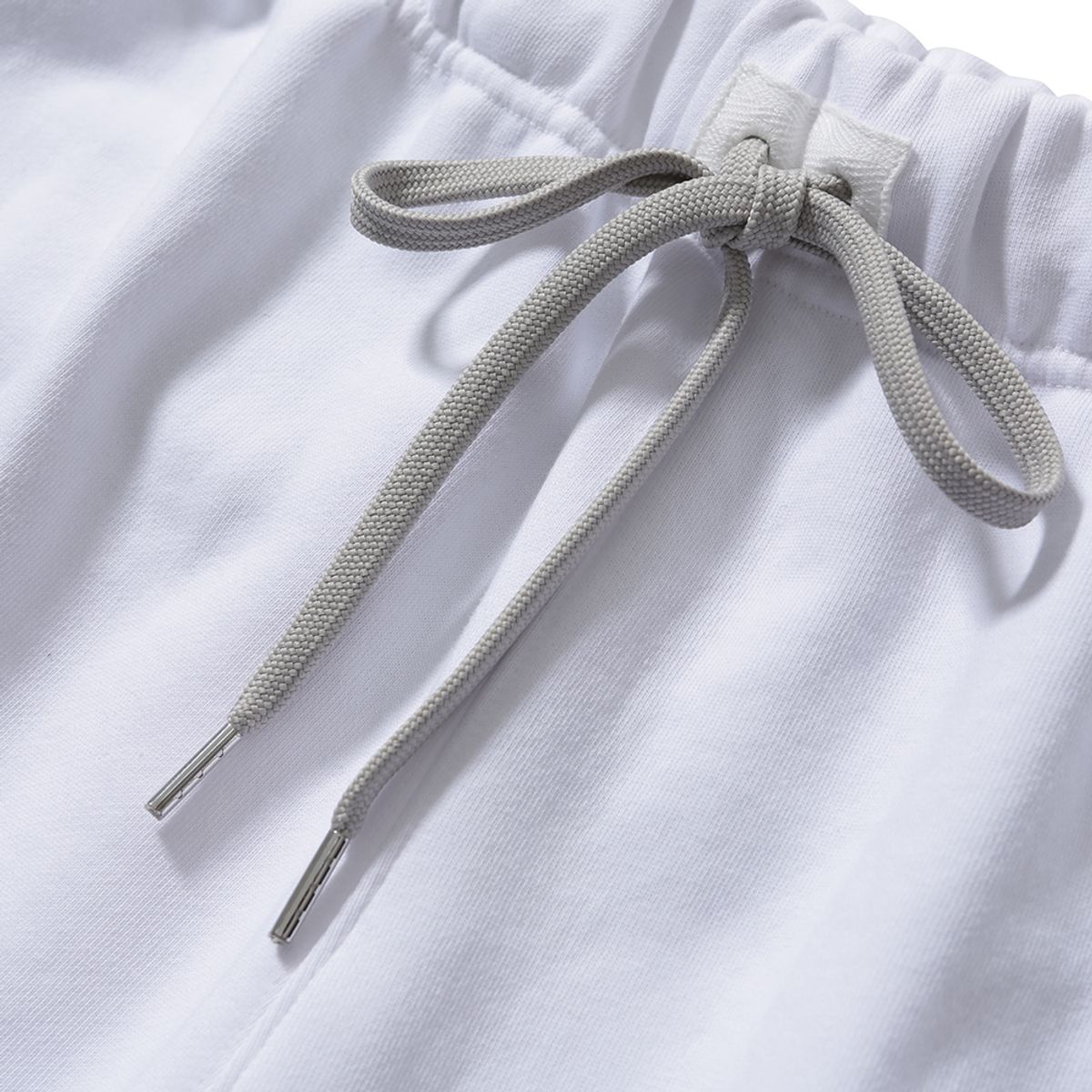 모이프(MOIF) [SS25] OVER MIL SWEAT SHORTS / FRESH CREAM