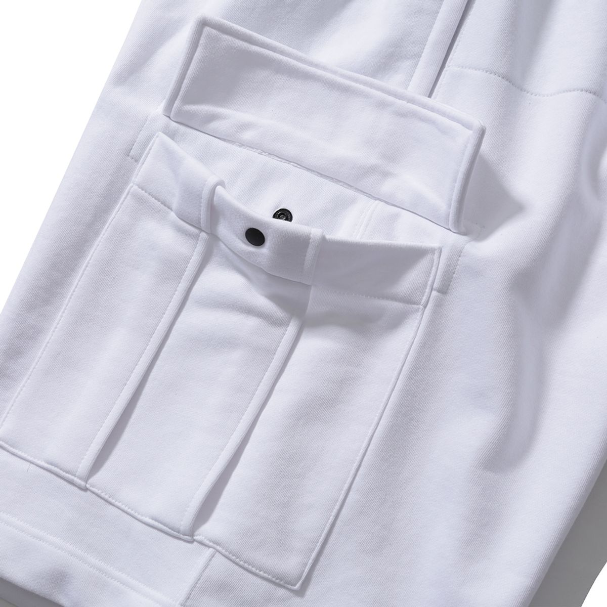 모이프(MOIF) [SS25] OVER MIL SWEAT SHORTS / FRESH CREAM