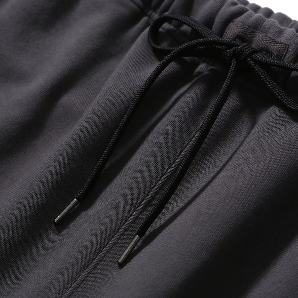 모이프(MOIF) [SS25] OVER MIL SWEAT SHORTS / CHARCOAL