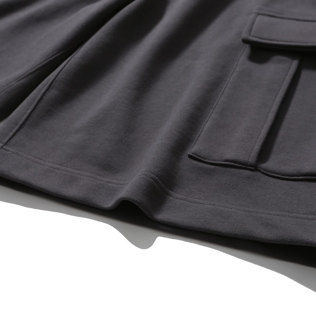 모이프(MOIF) [SS25] OVER MIL SWEAT SHORTS / CHARCOAL
