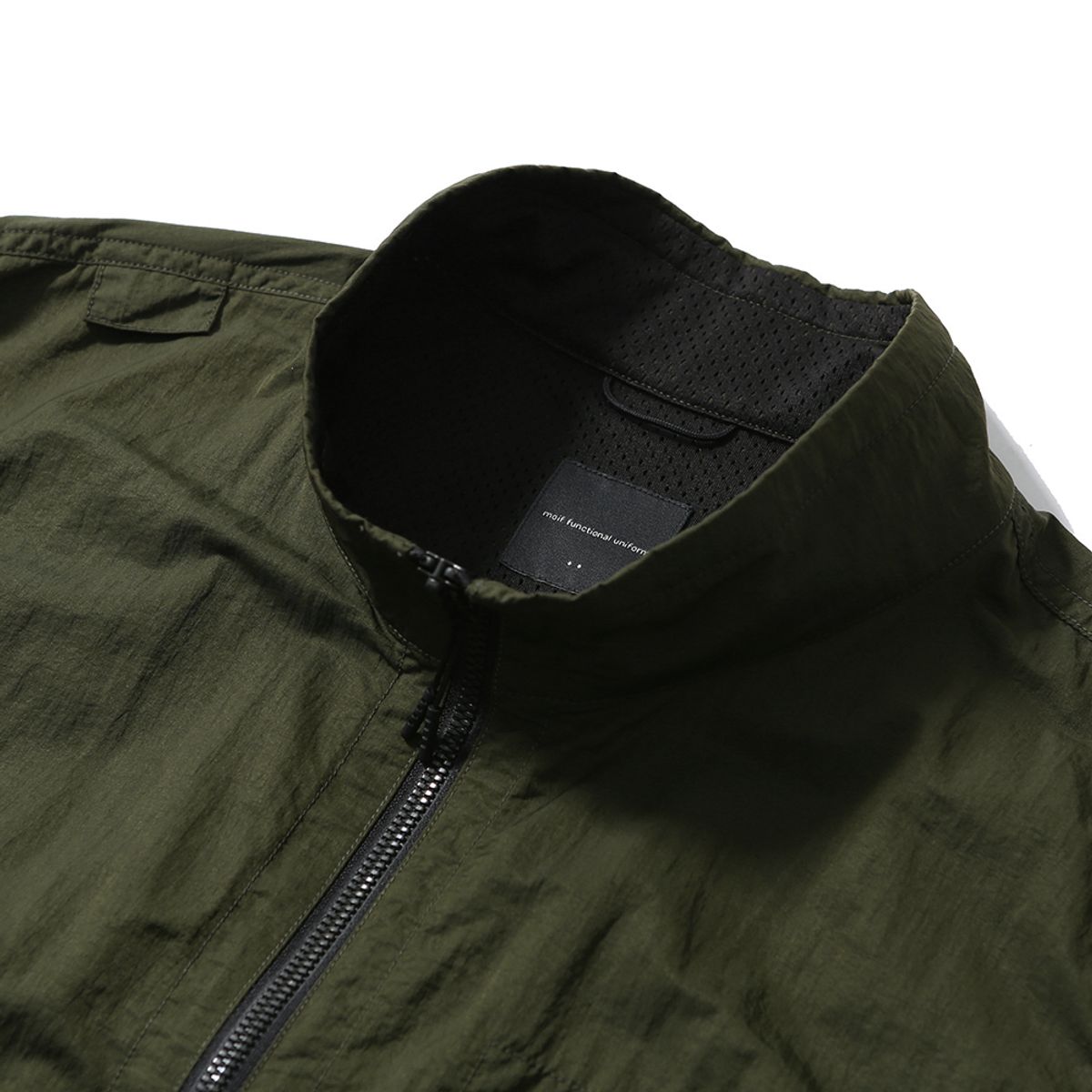 모이프(MOIF) [SS25] MULTI DEVICE VEST / OLIVE