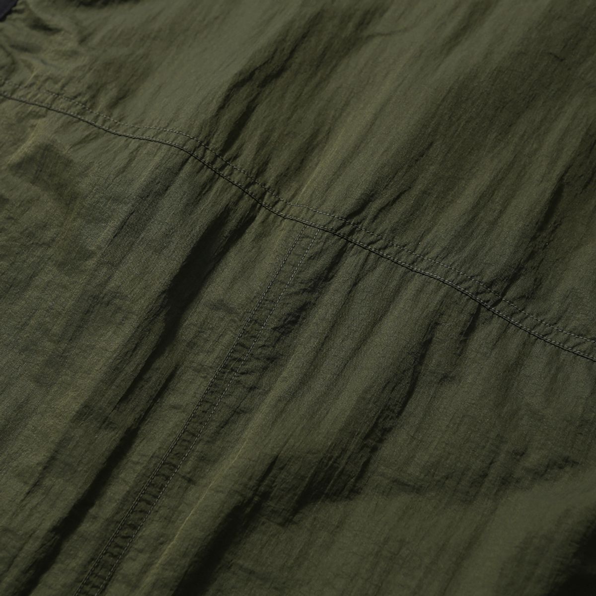 모이프(MOIF) [SS25] MULTI DEVICE VEST / OLIVE