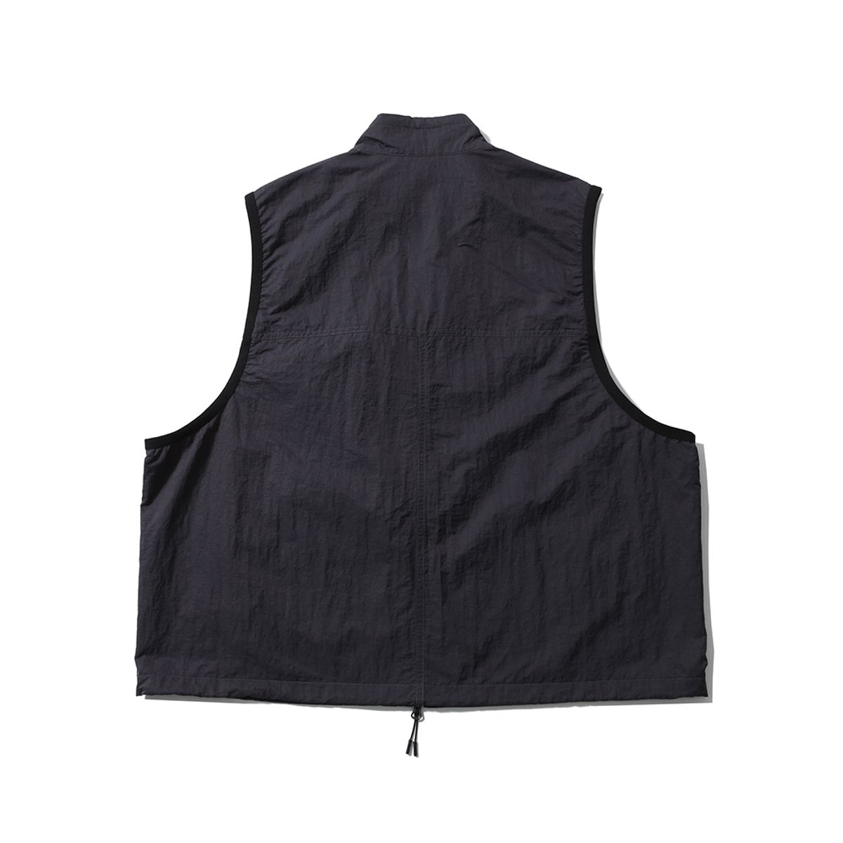 모이프(MOIF) [SS25] MULTI DEVICE VEST / CHARCOAL