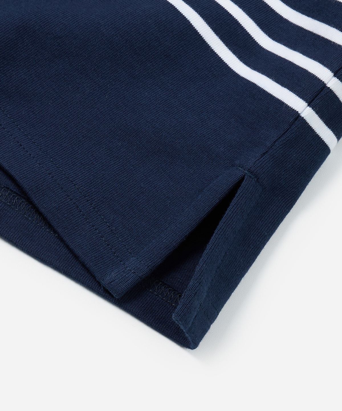 프리즘웍스(FRIZMWORKS) PATCH STRIPE BOAT NECK 004 _ NAVY