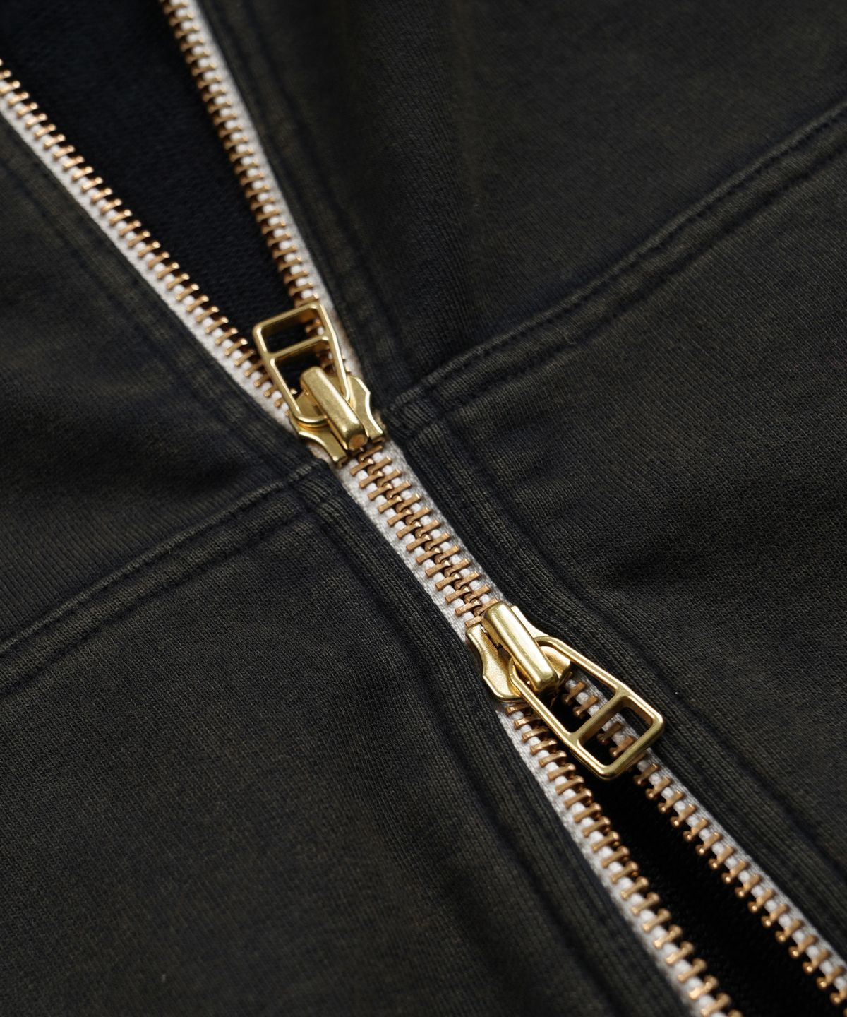 프리즘웍스(FRIZMWORKS) VINTAGE DYEING HOOD ZIP UP PARKA _ BLACK BROWN