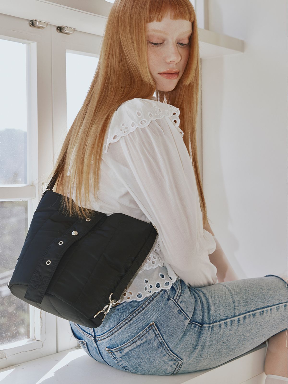 메종크렘(MAISON CREME) Eternity Bucket Bag M_Black