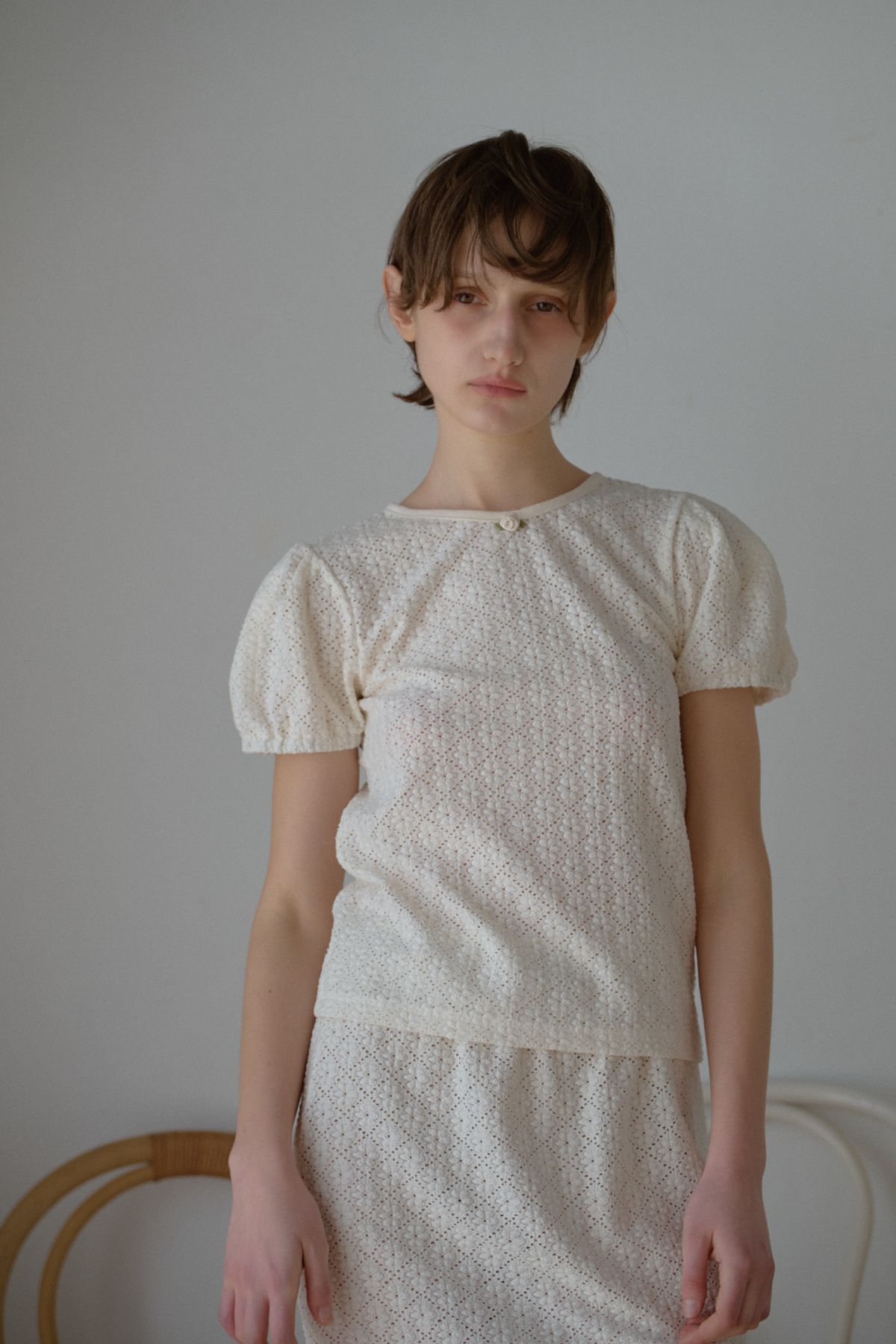 레터리(LETERIE) FLOWER RIBBON PUFF T-SHIRT_IVORY
