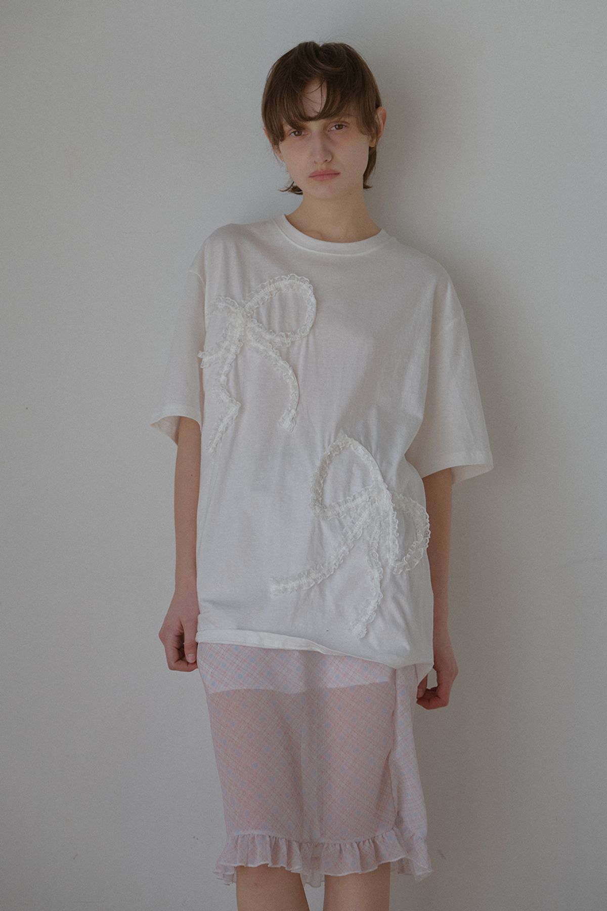 레터리(LETERIE) LR LACE RIBBON T-SHIRT_WHITE
