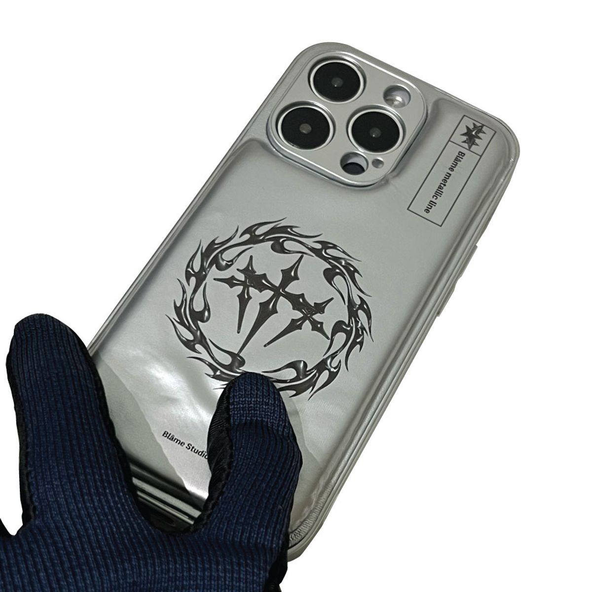 블레임 스튜디오(BLAMESTUDIO) metallic silver fluffy case