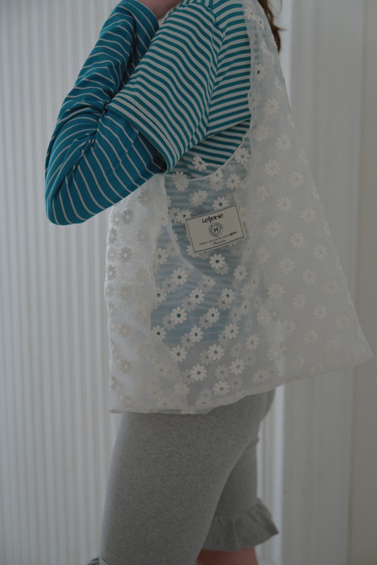 레터리(LETERIE) FLORAL LACE BAG_IVORY