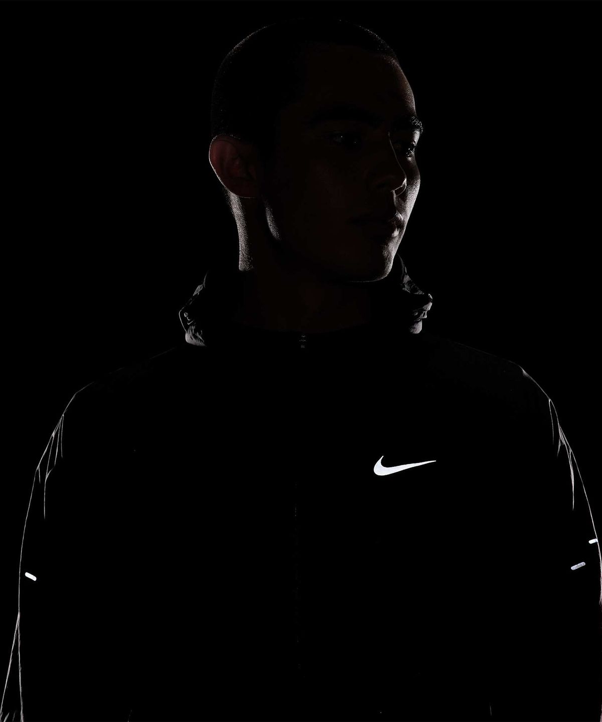 나이키(NIKE) 스트라이드 리펠 UV 러닝 재킷 M - 블랙 / HV4549-010