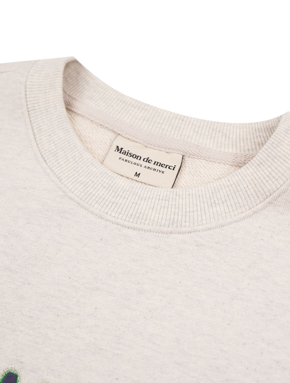 라 메종 스튜디오(LA MAISON STUDIO) UNISEX 베어프렌즈 빅로고 레귤러핏 맨투맨 오트밀(FCF1TS325M)
