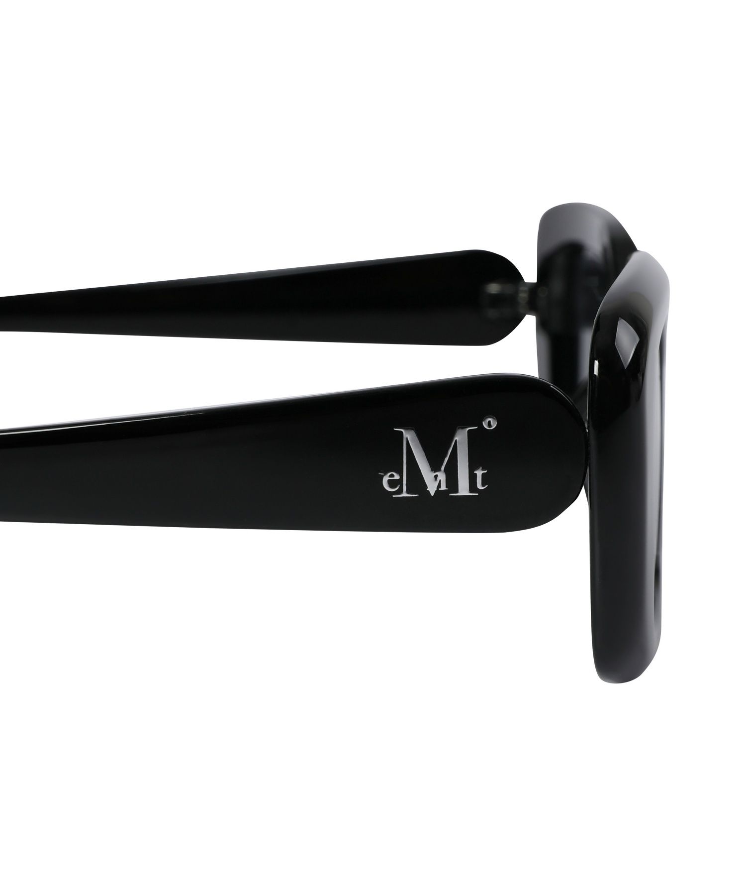 MUSINSA | MUCENT Signature Logo Point Sunglasses Unisex